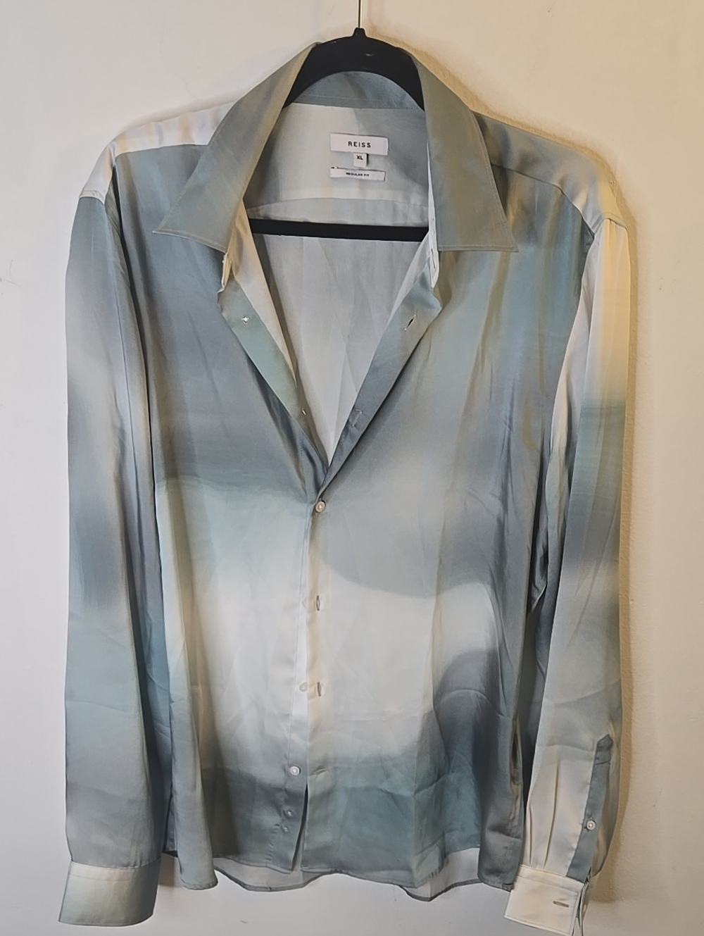 Reiss Men's Gradient Light Blue Silk-Blend Shirt